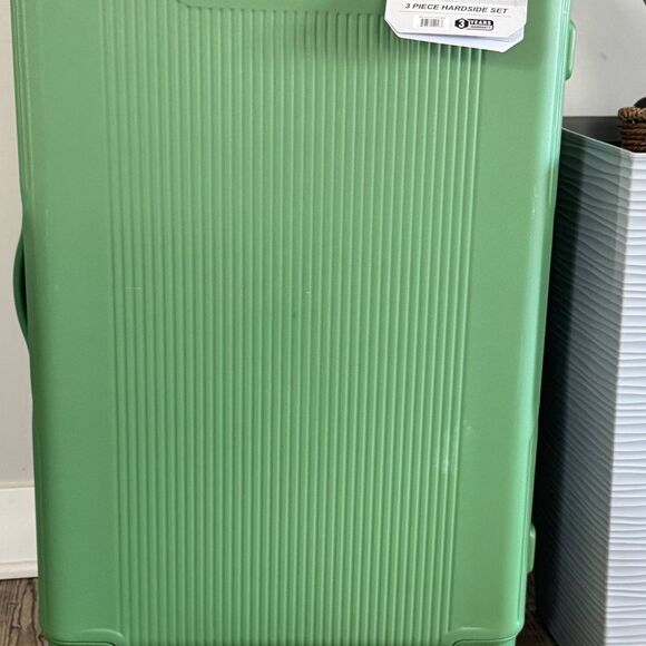 Tag Gateway 2.0 28” Hardside Spinner Checked Luggage travel bag - Picture 14 of 14